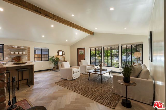 4440 Sylmar Avenue, Sherman Oaks, CA 91423