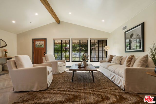 4440 Sylmar Avenue, Sherman Oaks, CA 91423