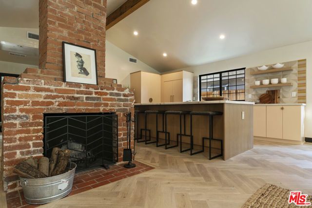 4440 Sylmar Avenue, Sherman Oaks, CA 91423