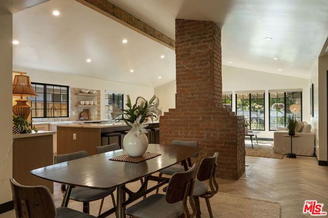 4440 Sylmar Avenue, Sherman Oaks, CA 91423