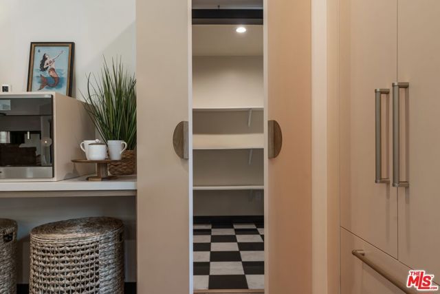 4440 Sylmar Avenue, Sherman Oaks, CA 91423