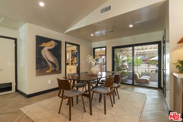 4440 Sylmar Avenue, Sherman Oaks, CA 91423