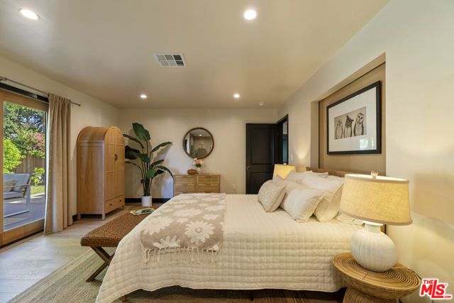 4440 Sylmar Avenue, Sherman Oaks, CA 91423