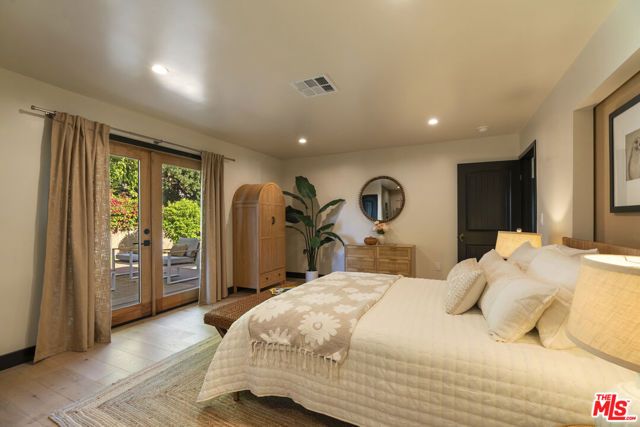 4440 Sylmar Avenue, Sherman Oaks, CA 91423