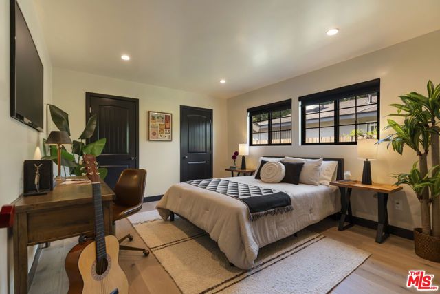 4440 Sylmar Avenue, Sherman Oaks, CA 91423