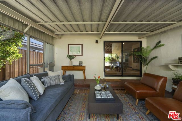 4440 Sylmar Avenue, Sherman Oaks, CA 91423