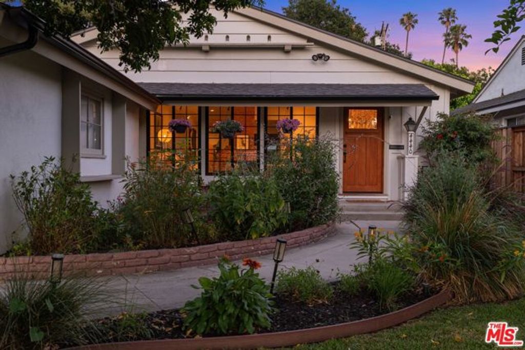 4440 Sylmar Avenue, Sherman Oaks, CA 91423