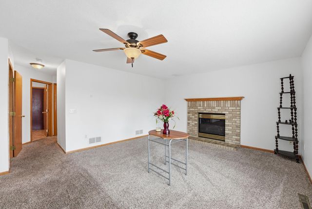 8824 Oregon Avenue N, Brooklyn Park, MN 55445