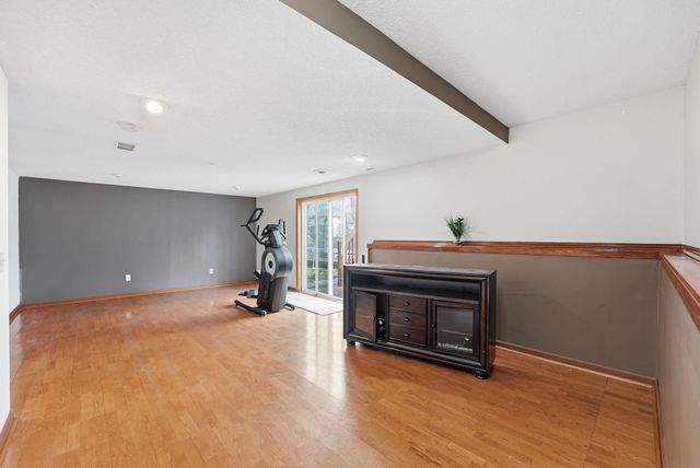 8824 Oregon Avenue N, Brooklyn Park, MN 55445