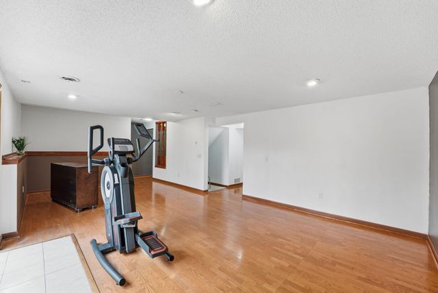 8824 Oregon Avenue N, Brooklyn Park, MN 55445