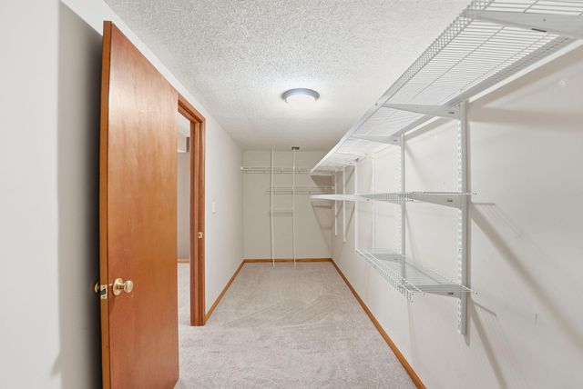 8824 Oregon Avenue N, Brooklyn Park, MN 55445