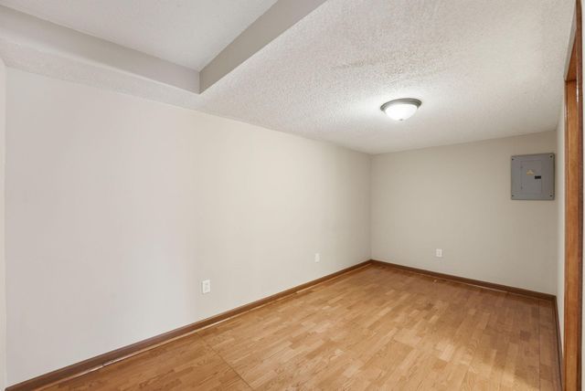 8824 Oregon Avenue N, Brooklyn Park, MN 55445