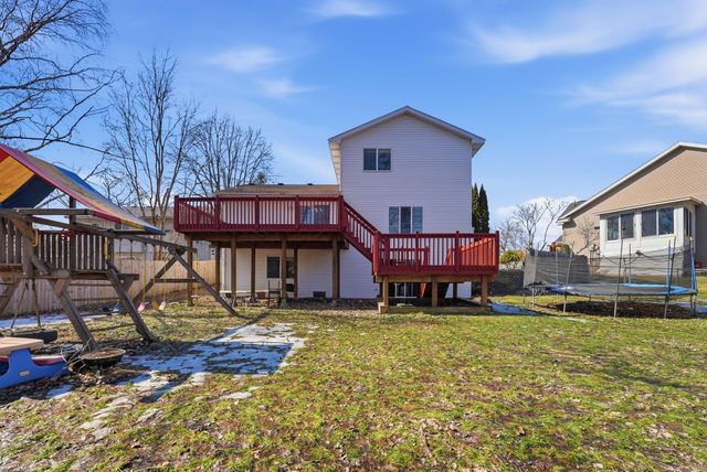 8824 Oregon Avenue N, Brooklyn Park, MN 55445