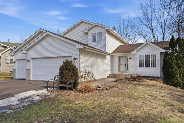 8824 Oregon Avenue N, Brooklyn Park, MN 55445