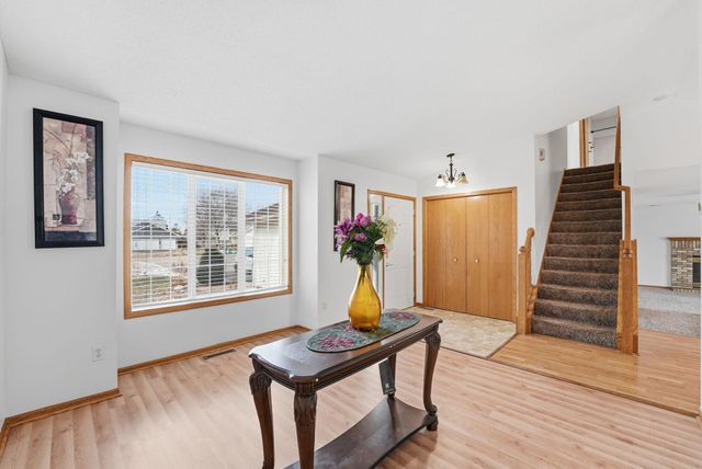 8824 Oregon Avenue N, Brooklyn Park, MN 55445