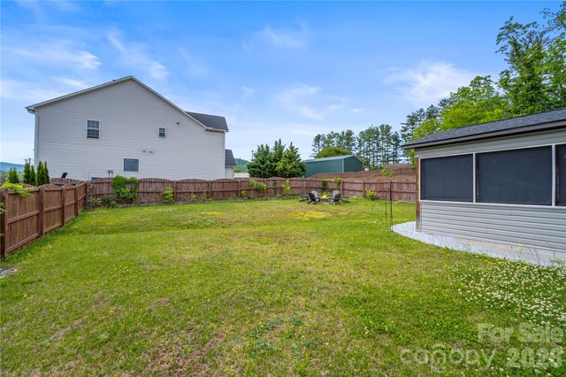 4 Henbit Way, Arden, NC 28704