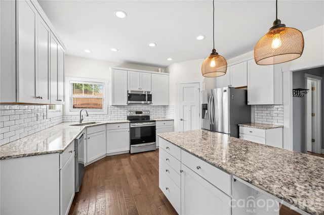 4 Henbit Way, Arden, NC 28704