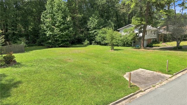 6600 Buckhurst Trail, Atlanta, GA 30349