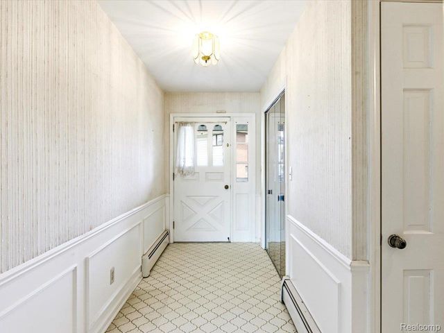 2857 Riverwood Court, Port Huron, MI 48060