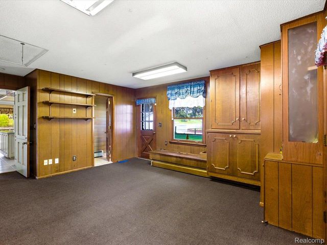 2857 Riverwood Court, Port Huron, MI 48060