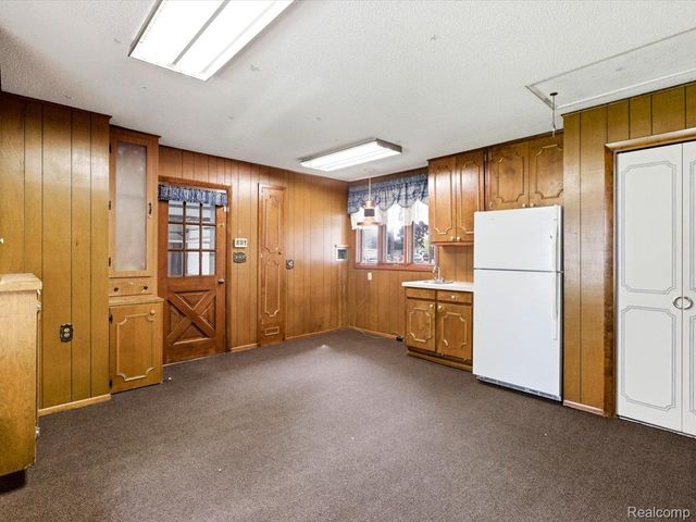 2857 Riverwood Court, Port Huron, MI 48060