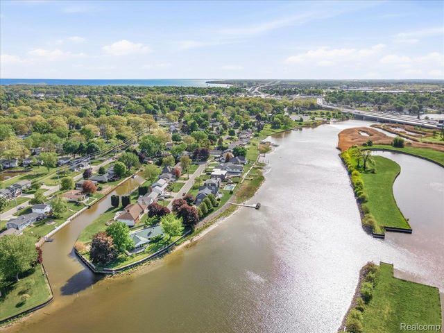 2857 Riverwood Court, Port Huron, MI 48060