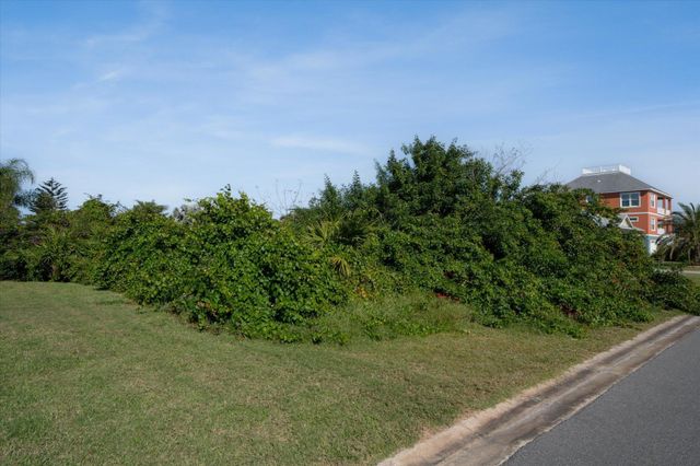 5 Rollins Dunes Dr, Palm Coast, FL 32137