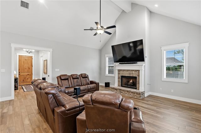 3509 Parmer Creek Court, College Station, TX 77845
