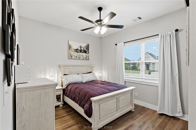 3509 Parmer Creek Court, College Station, TX 77845