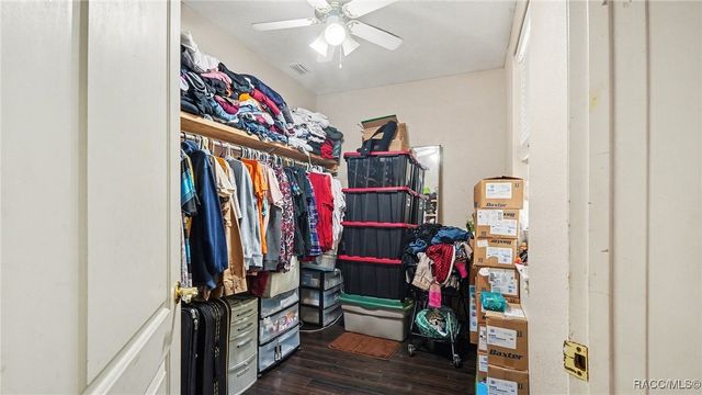 11080 W Cedar Lake Drive, Crystal River, FL 34428