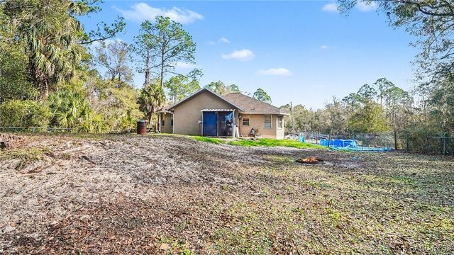 11080 W Cedar Lake Drive, Crystal River, FL 34428