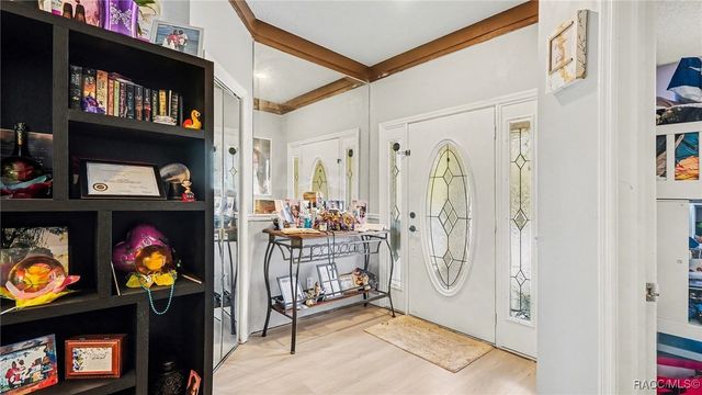 11080 W Cedar Lake Drive, Crystal River, FL 34428