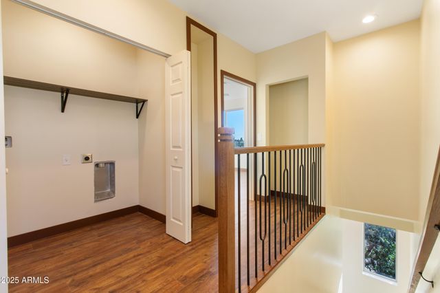 2014 W LAWRENCE Road, Phoenix, AZ 85015