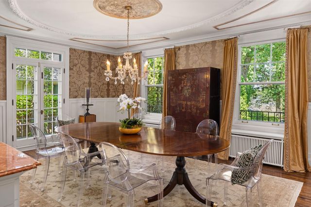 2774 W Lake Of The Isles Parkway, Minneapolis, MN 55416