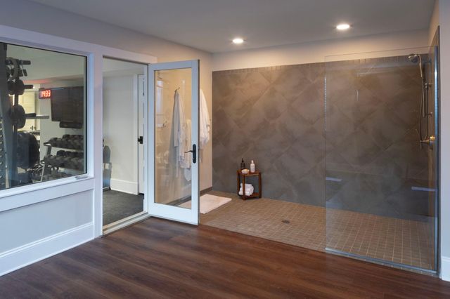 2774 W Lake Of The Isles Parkway, Minneapolis, MN 55416