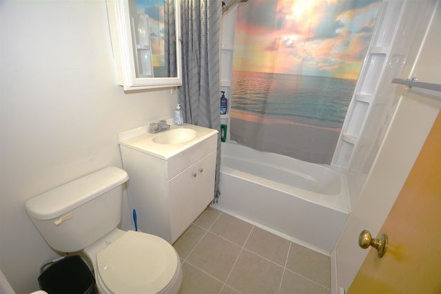 1708 S Woodlawn Blvd, Wichita, KS 67218