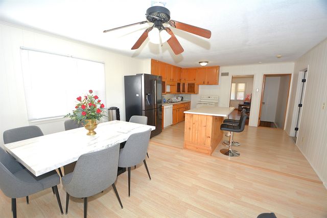 1708 S Woodlawn Blvd, Wichita, KS 67218