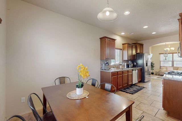 2331 Gandert Avenue SE, Albuquerque, NM 87106