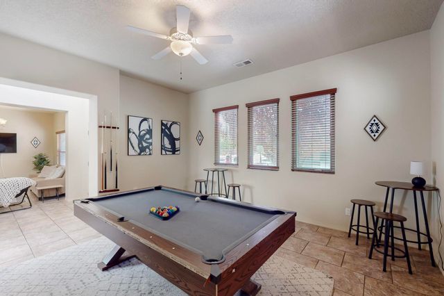 2331 Gandert Avenue SE, Albuquerque, NM 87106