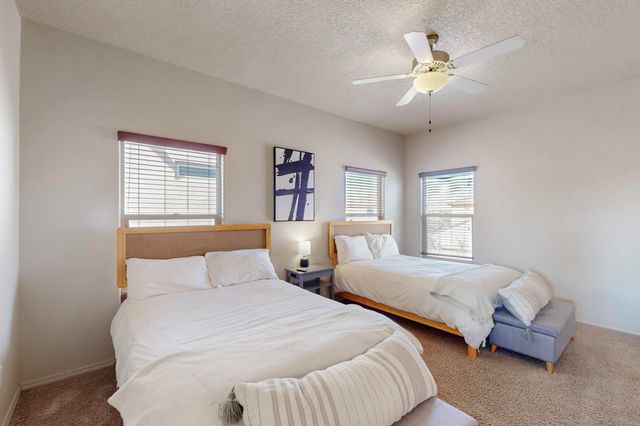 2331 Gandert Avenue SE, Albuquerque, NM 87106