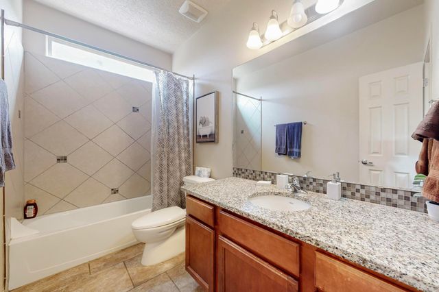 2331 Gandert Avenue SE, Albuquerque, NM 87106