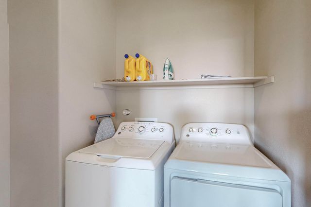 2331 Gandert Avenue SE, Albuquerque, NM 87106