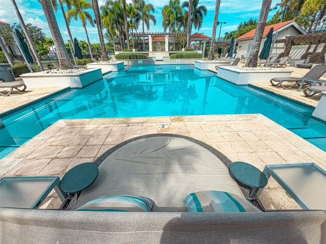 00690 COND TREASURE POINT 543, Vega Alta, PR 00692