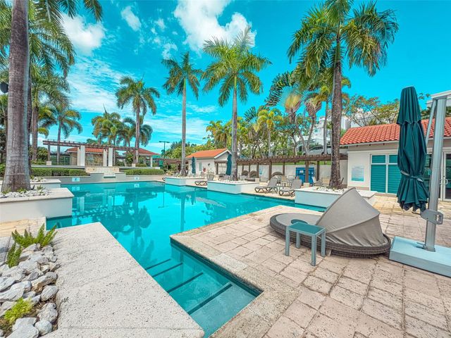 00690 COND TREASURE POINT 543, Vega Alta, PR 00692