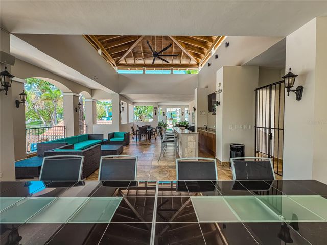 00690 COND TREASURE POINT 543, Vega Alta, PR 00692