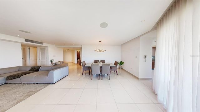 00690 COND TREASURE POINT 543, Vega Alta, PR 00692