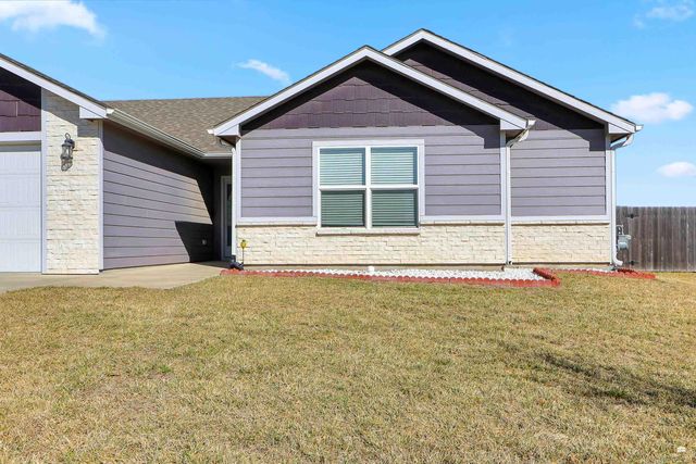 810 Waxwing Drive, Manhattan, KS 66502