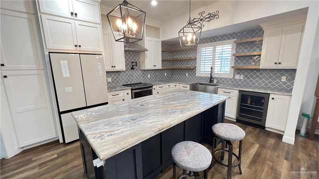 433 Redbud Avenue, Mcallen, TX 78504