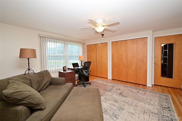 5888 Pentland Road, Bloomfield Hills, MI 48301