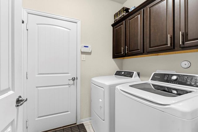 9427 Hawks Harbor Court, Katy, TX 77494